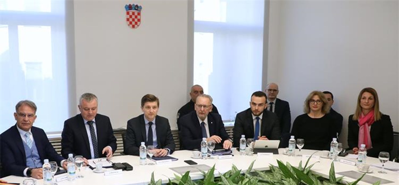 Poslodavci na sastanku s ministrima: Ključno očuvanje zaposlenosti i poslovne aktivnosti